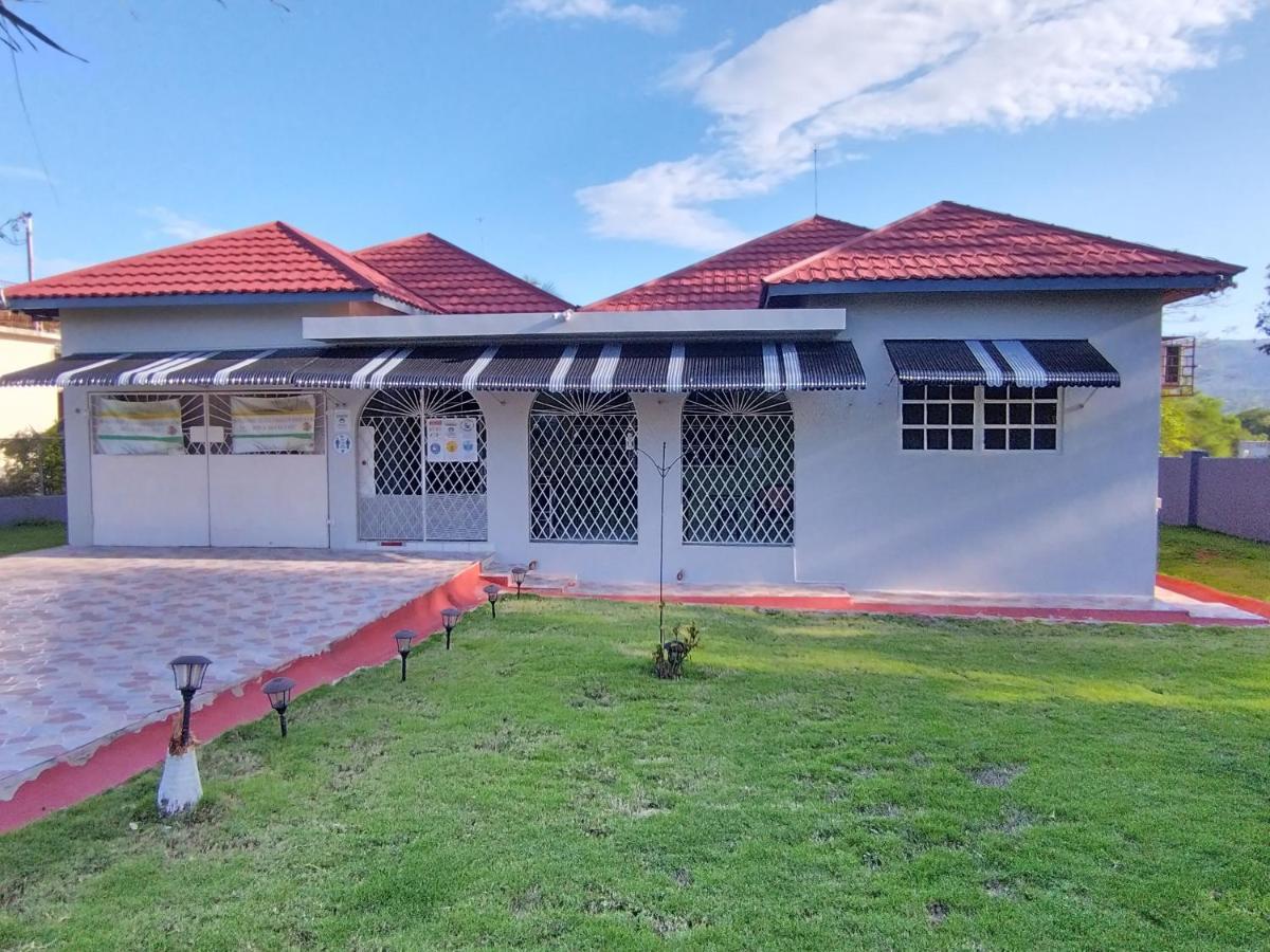 Ultimate Freedom Bed And Breakfast Santa Cruz 외부 사진