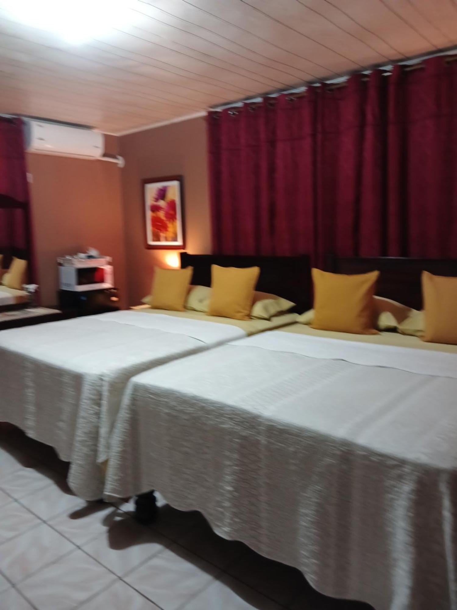 Ultimate Freedom Bed And Breakfast Santa Cruz 외부 사진