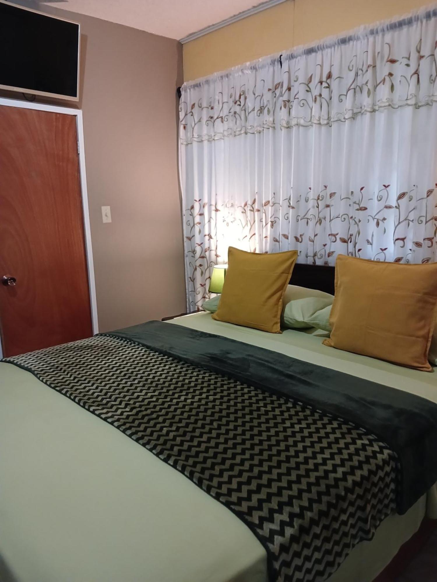 Ultimate Freedom Bed And Breakfast Santa Cruz 외부 사진